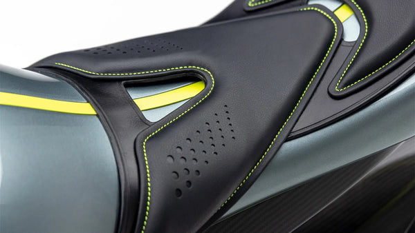 2021 Aston Martin AMB 001 - Image 11