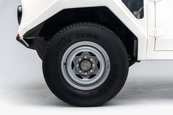 1989 Lamborghini LM002 - Image 13