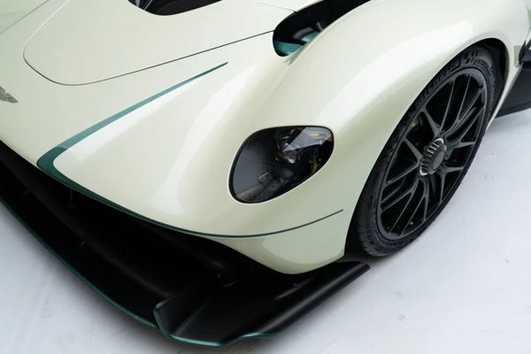 2024 Aston Martin Valkyrie Spider - Image 5