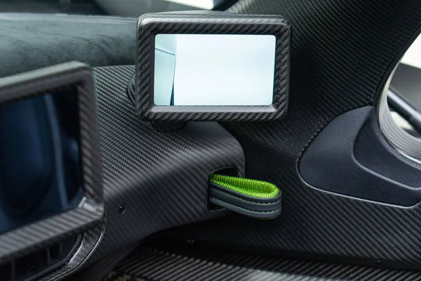 2024 Aston Martin Valkyrie Spider - Image 15